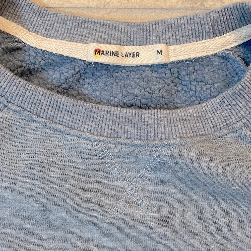 cozy, soft, epically classic marine layer sweatshirt. Barely worn. womens size M - Picture 2 of 5